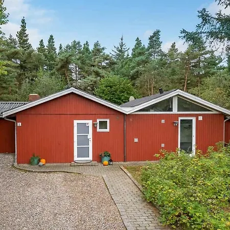 Ferienhaus With Pool In Scenic Surroundings *