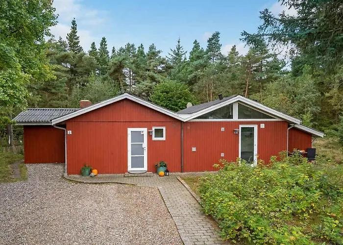 Casa vacanze With Pool In Scenic Surroundings *